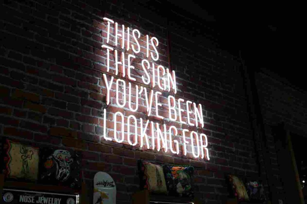 austin chan ukzHlkoz1IE unsplash 11zon